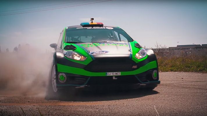 wall rallyist car