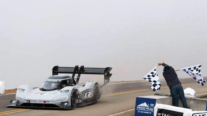 Volkswagen Has Torn The Pikes Peak Record To Shreds Car News Bbc Volkswagen Has Torn The Pikes Peak Record To Shreds